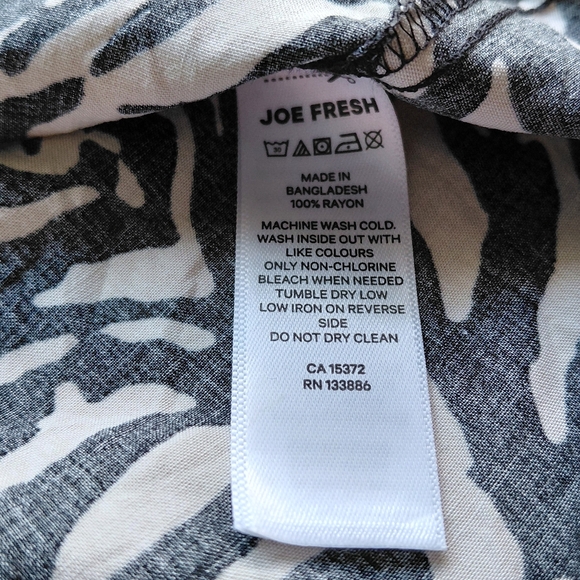 Chic Zebra Print Women's Blouse - Picture 8 of 8